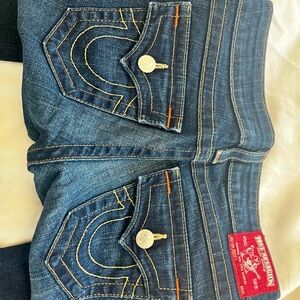 True Religion Jean size 26. Perfect condition. Hardly wore and dry cleaned